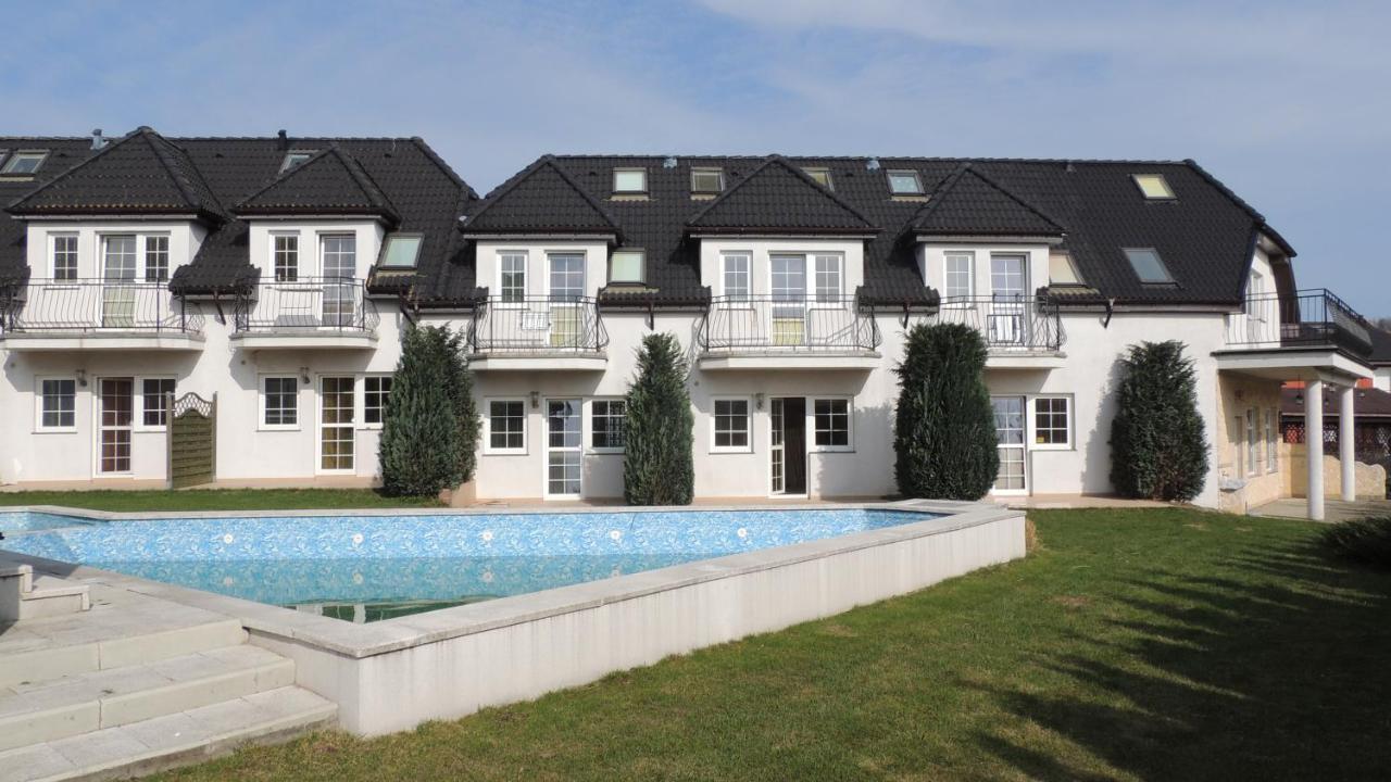 Europa Apartamenty Тшенсач Екстер'єр фото