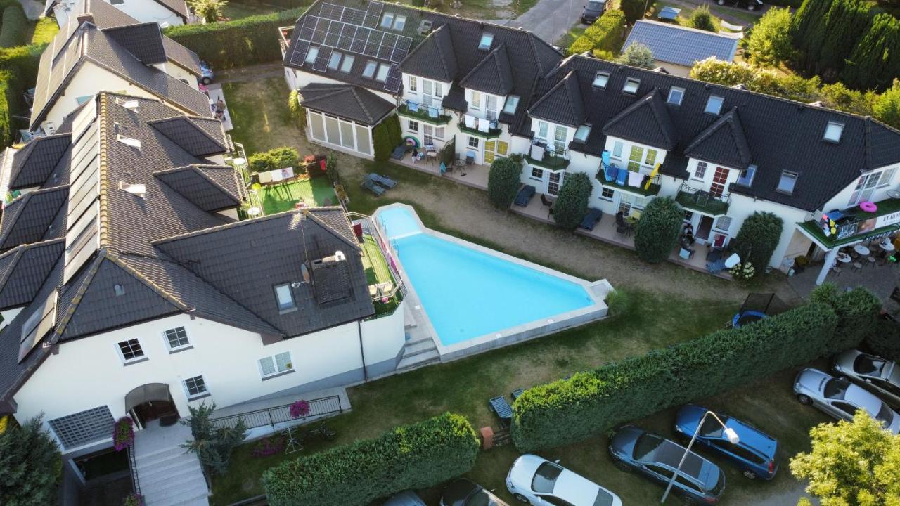 Europa Apartamenty Тшенсач Екстер'єр фото